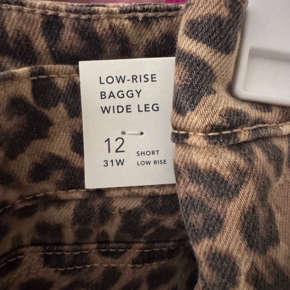 American Eagle Outfitters Leopard Print Jeans - Picture 3 of 8